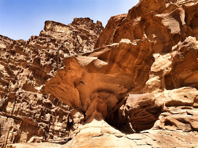 Wadi Rum, وادي رم الاردن, jordan, travel guide rock formations 