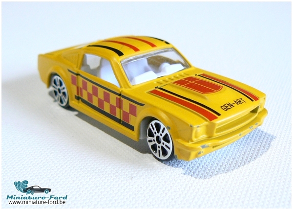 Ford Mustang Fastback - Gen-Art - miniature-ford.be