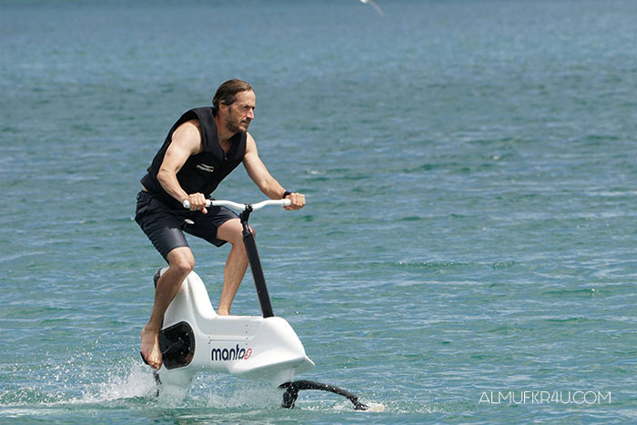 Manta5 Hydrofoil Bike