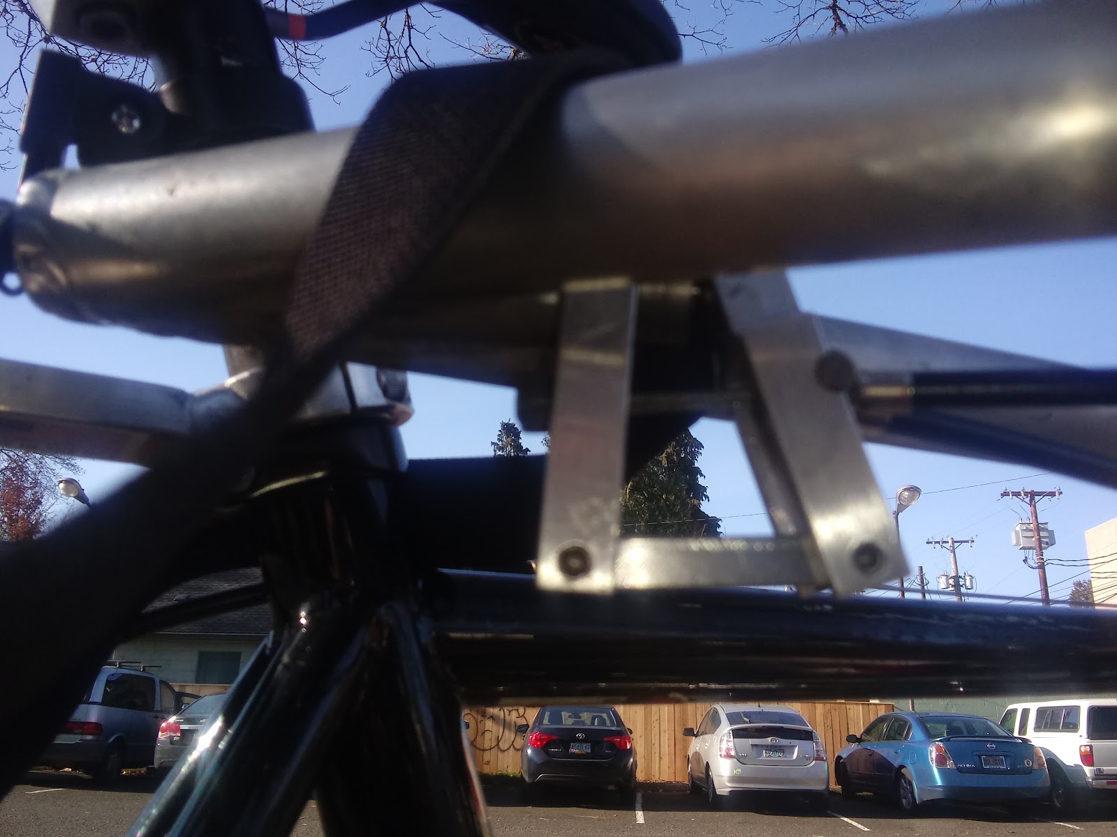 Kent's Bike Blog: A Cycle Tote Trailer with Auto-braking