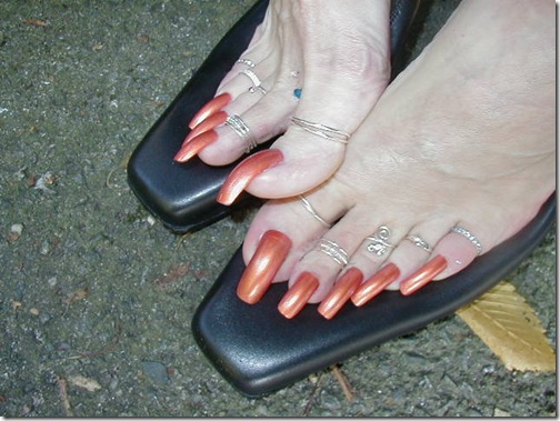 unhas-16
