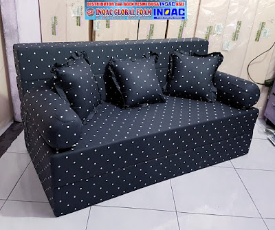 Sofa bed inoac motif dotti hitam