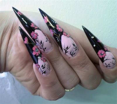 Nail art: Long nails designs