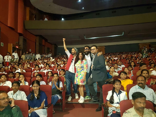 From (L-R) - RJ Abhilash, RJ Malishka, RJ JMAN, RJ Rishi Kapoor with Kids on 10th January 2017