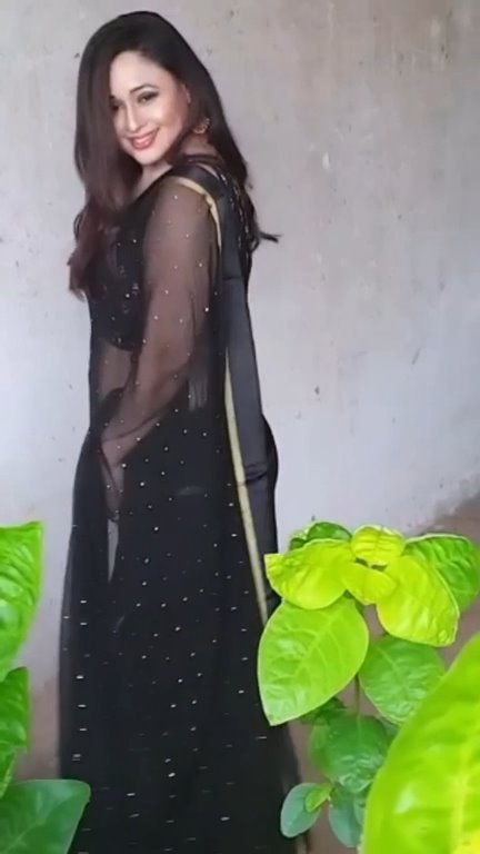 Sonalika Joshi madhvi bhabhi sheer black saree hot actress