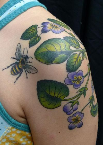 Tattoo Kupu  Kupu  dengan Kombinasi Tattoo Bunga Gambar  