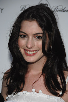 anne hathaway hairstyles