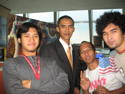 Obama clone/duplicate in Indonesia