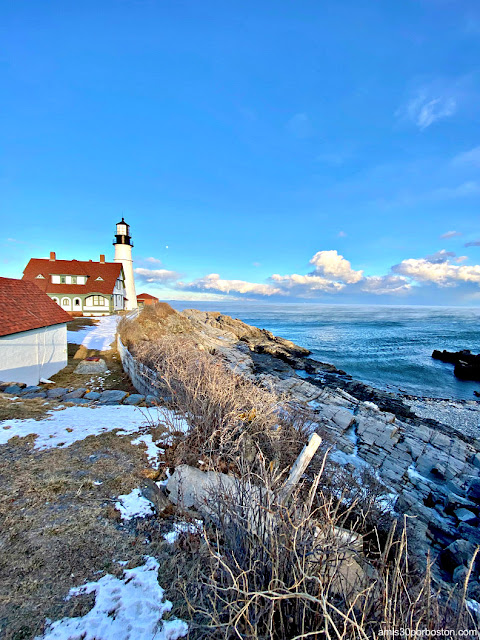 Humo de Mar en el Faro Portland Head Light, Maine