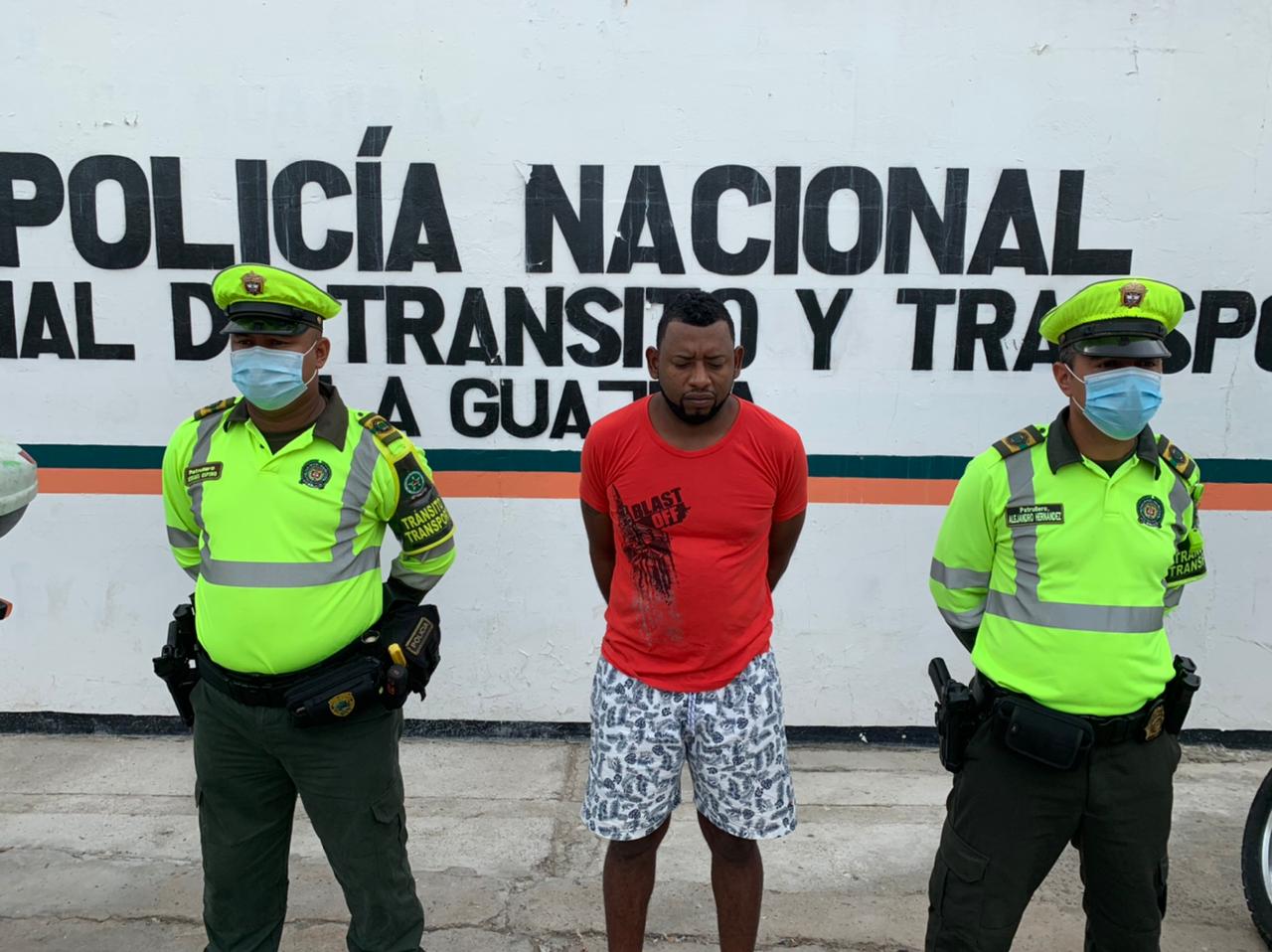 https://www.notasrosas.com/Capturado un ciudadano, de los 18 más buscados en La Guajira