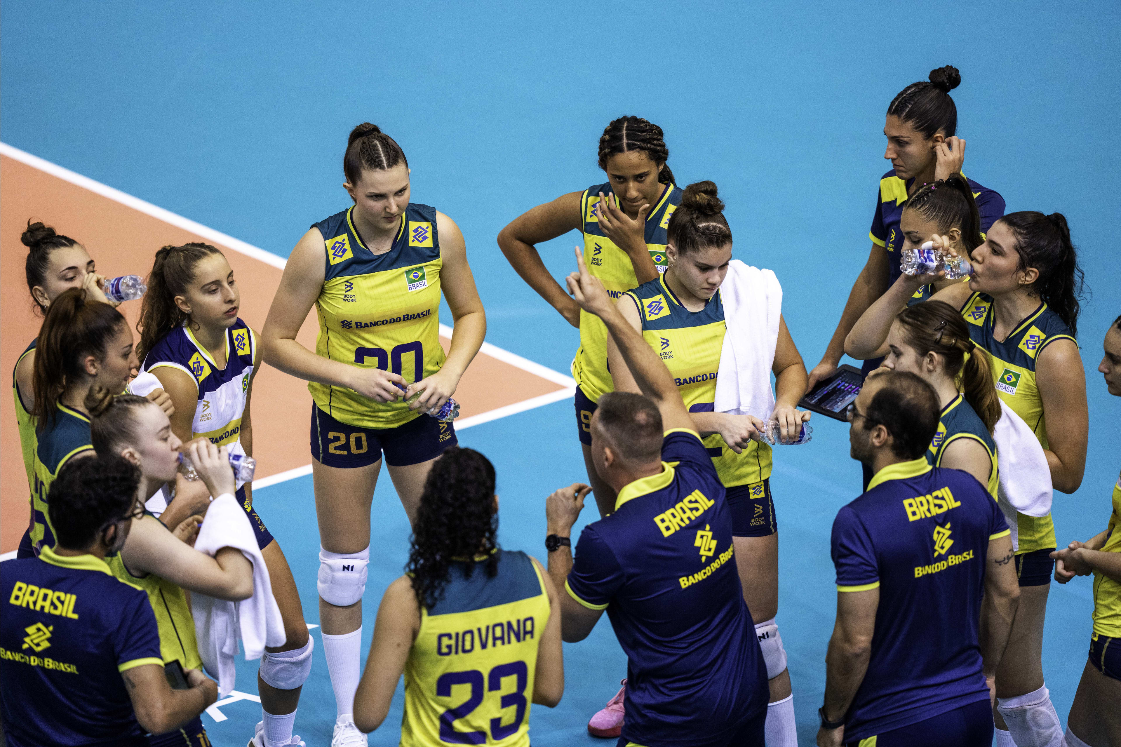 Brasil cai para os EUA no tie-break no Mundial – Web Vôlei