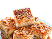 Butter Pecan Cheesecake Bars