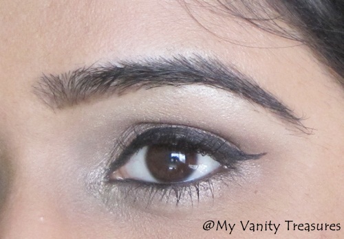 Taupe eye makeup look