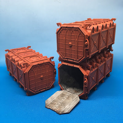 Munitorum Armored Containers Red