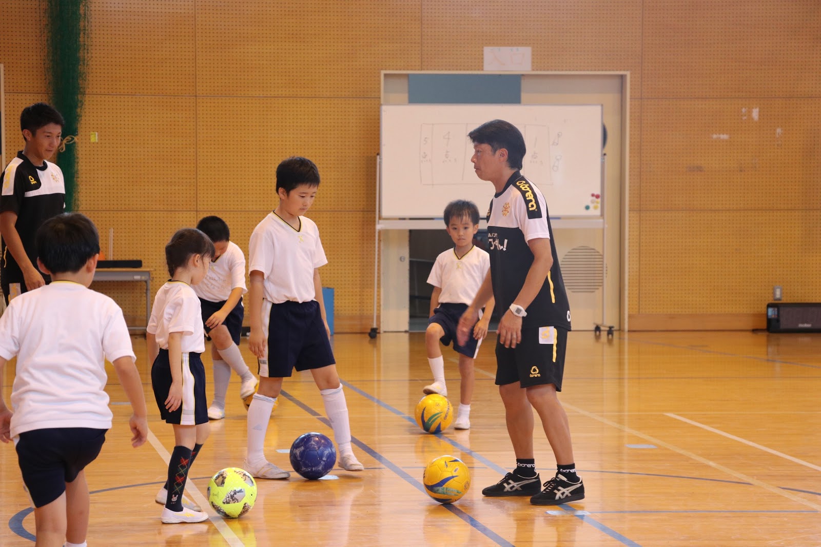 敬愛小学校 ギラヴァンツ北九州サッカースクール