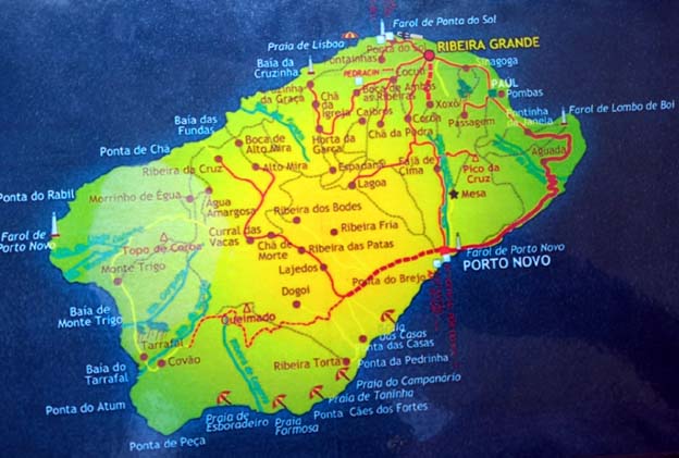 Jogo Torre Maluca 40 Pecas de Madeira - Oxalá Papelaria