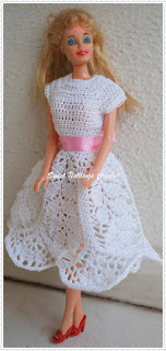 free crochet pattern, free crochet dress pattern, free crochet Barbie doll dress pattern, free crochet wine bottle topper dress pattern, free crochet wine bottle cover pattern, free crochet soap dispenser cover pattern, Red rose knitting cotton, Shyama Nivas, sweetnothingscrochet, blogaday, spreadsmiles, Pradhan Embroidery Stores,