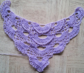 Sweet Nothings Crochet free crochet pattern blog, photo detail of the full shawl
