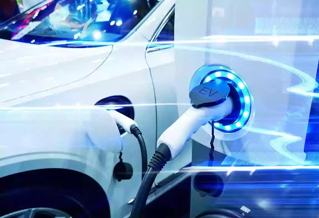 The Future of Electric Vehicles and Material Resources: A Foresight Brief