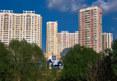 Сегодня были названы самые ответственные застройщики Москвы и Подмосковья. Данное исследование проводило Агентство политических и экономических коммуникаций совместно с газетой «Московская перспектива». Вашему вниманию предлагается ТОП список самых надежных застройщиков Москвы, который подготовило Агентство политических и экономических коммуникаций, ранжирование и рейтинг компаний застройщиков основывался на исследовании социальной ответственности строительных компаний столицы и всего Московского региона в декабре 2012 года.