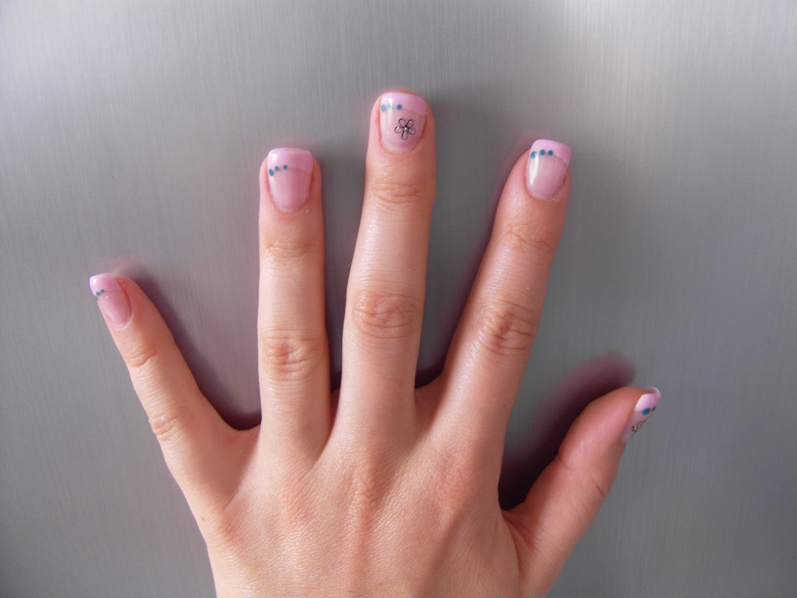 fingernägel bunt