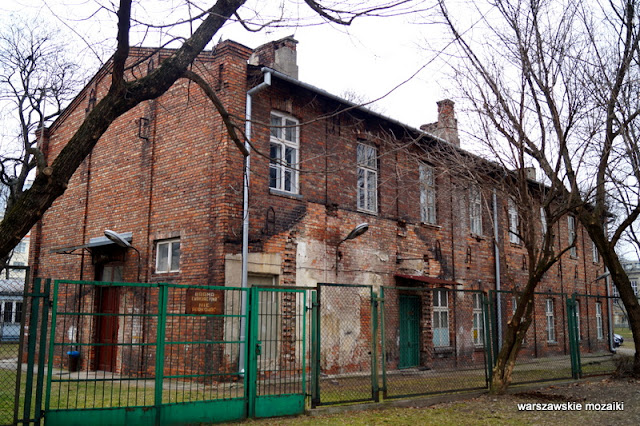 Warszawa Warsaw Filtrowa szpital psychiatryczny czerwona cegła architektura XIX wiek Akimow