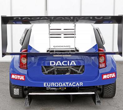 Dacia Duster rally car
