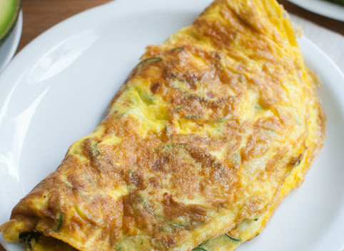 Śniadaniowo mi #19: Omlet z cukinią