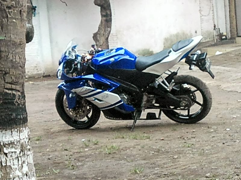 Modifikasi Motor Yamaha Vixion Ala R6 title=