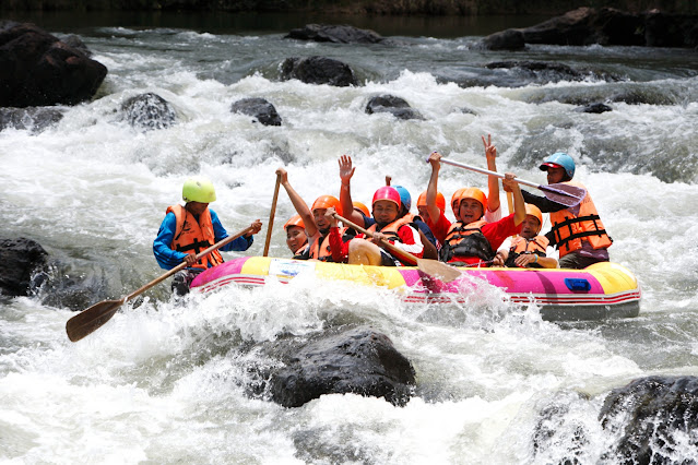 White water rafting on the big river