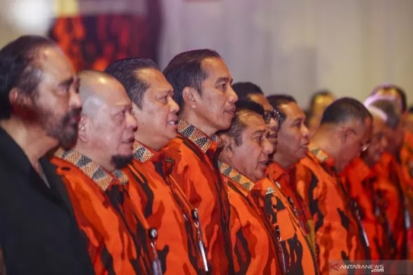 Pengakuan Jokowi Bongkar Kedok Politik Parpol dan Relawan Pendukung