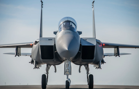 Chinese Military Experts F-15 Eagle II Is A Super Advanced Heavyweight Fighter Jet