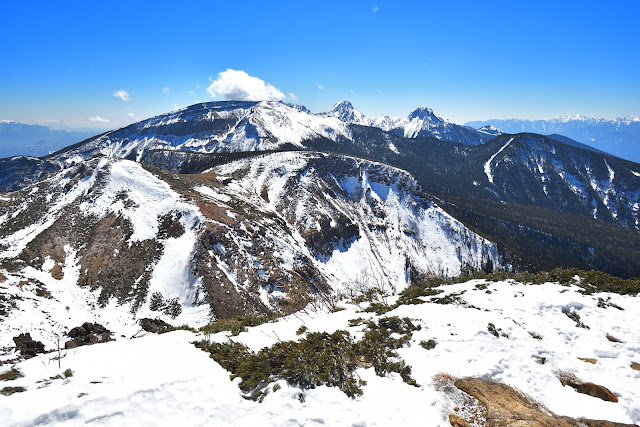 西天狗岳山頂から