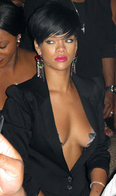 Rihanna Fenty Pics