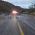 Lluvias en Oaxaca provocan deslave y cierre de carretera federal