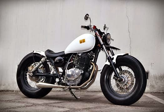 Modifikasi Motor Suzuki Thunder 250 Brat Bobber 