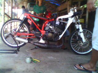 Dijual Motor Yamaha Vega R