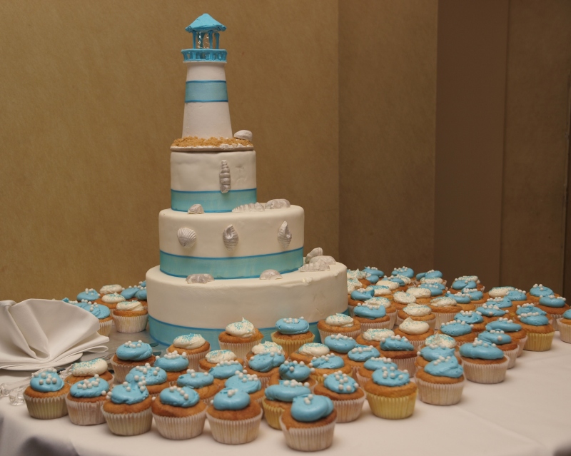 Delicious Cakes  Wedding  Cakes  For A Seaside Wedding 
