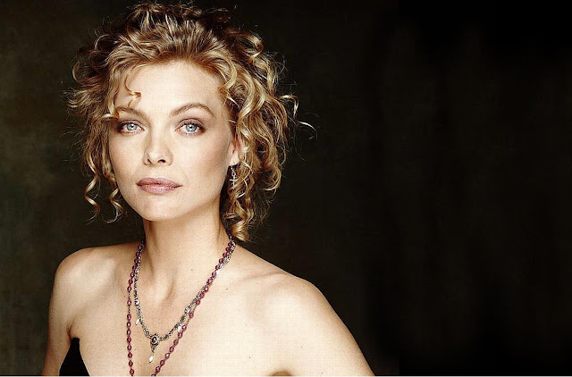 Michelle Pfeiffer Wallpapers Free Download