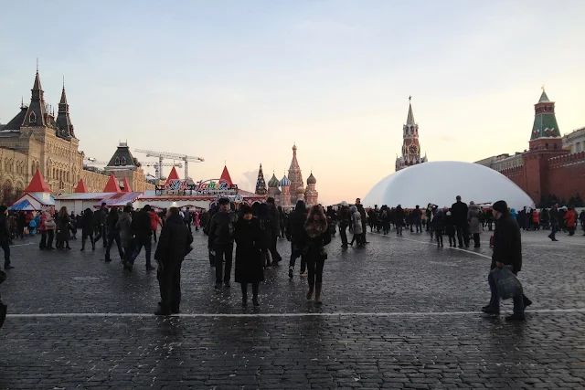 Красная площадь, мавзолей Ленина под куполом