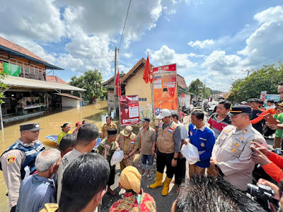 Bentuk Kepedulian Pemerintah Kabupaten PALI Terhadap Banjir, Pemkab PALI Salurkan Sembako Kepada Warga