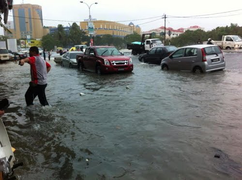 jalan%2Bbeserah Terkini: Kuantan Banjir Teruk