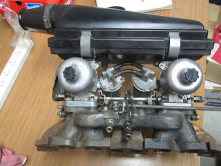 SU HS6 carburetters mounted on manifold Volvo 122s B20B