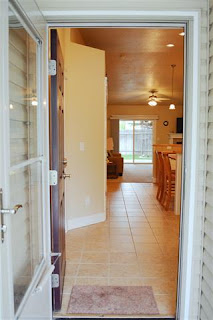 Entry/Foyer