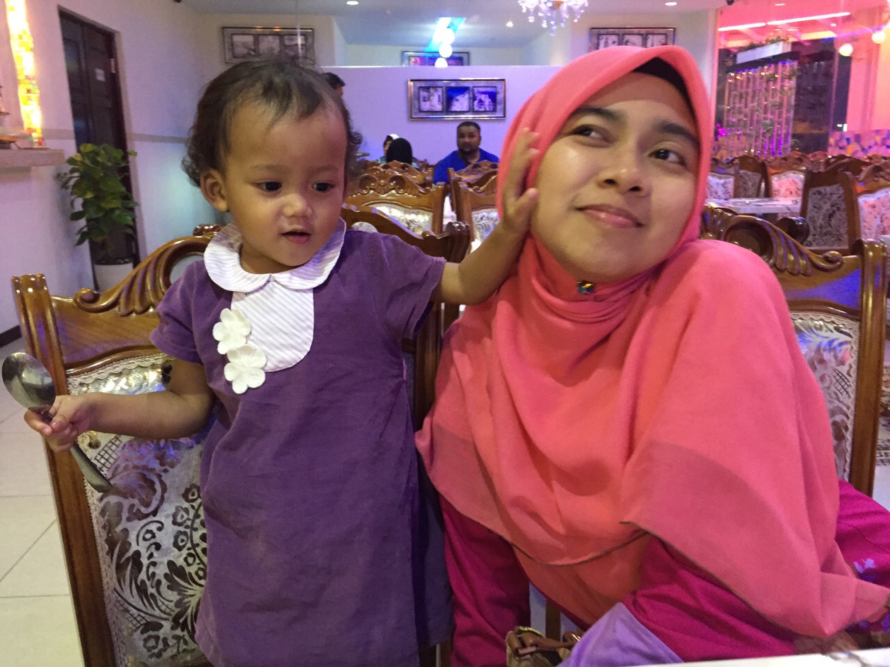 Isteri ibu cikgu: my clingy baby