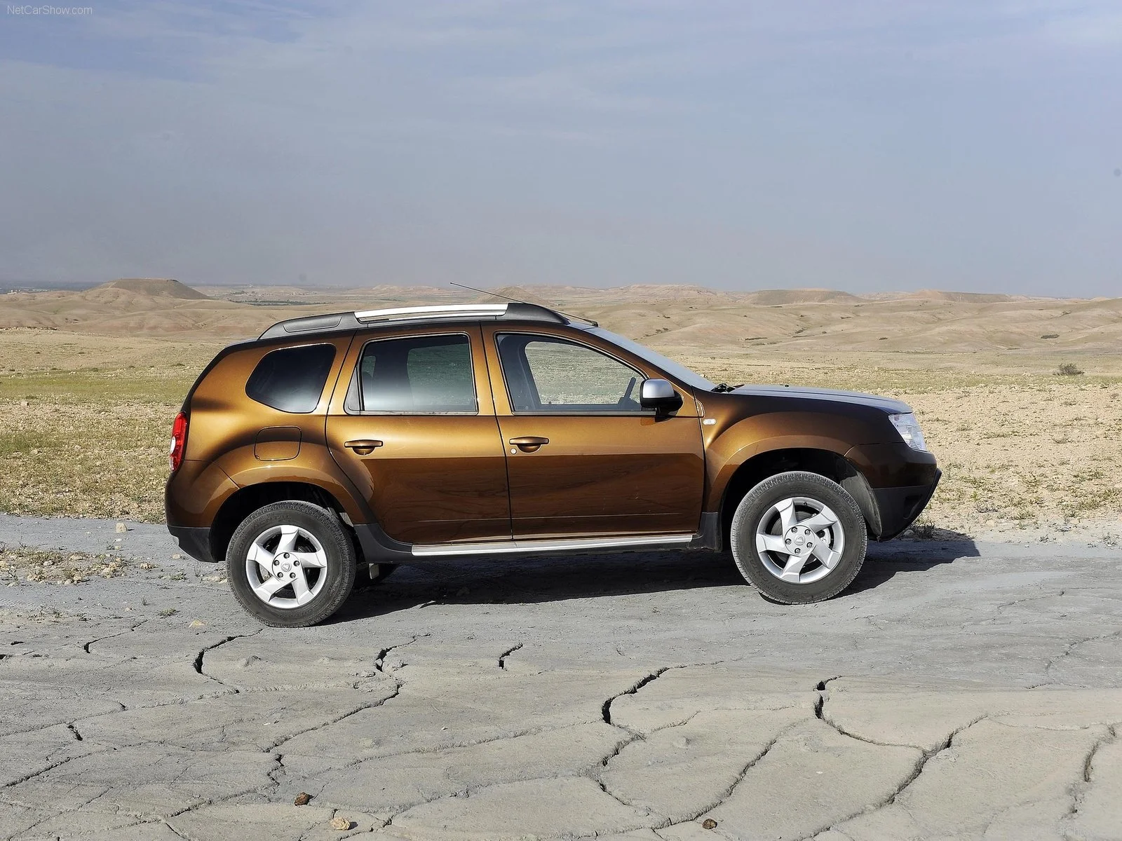 Hình ảnh xe ô tô Dacia Duster 2011 & nội ngoại thất