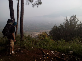 Ngaprak Leuweung Ke Bukit Sabak Sukabumi