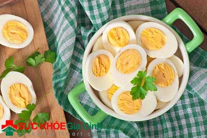 Ăn bao nhiêu trứng thì tốt cho cholesterol?