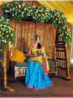 Bridal-Mehndi-Dress-2013
