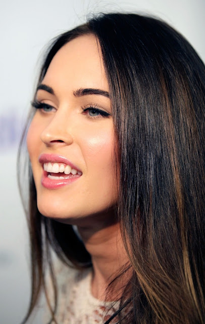 Cute Megan Fox Wallpapers